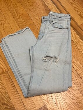 Abercrombie & Fitch Light Wash High Rise Jeans